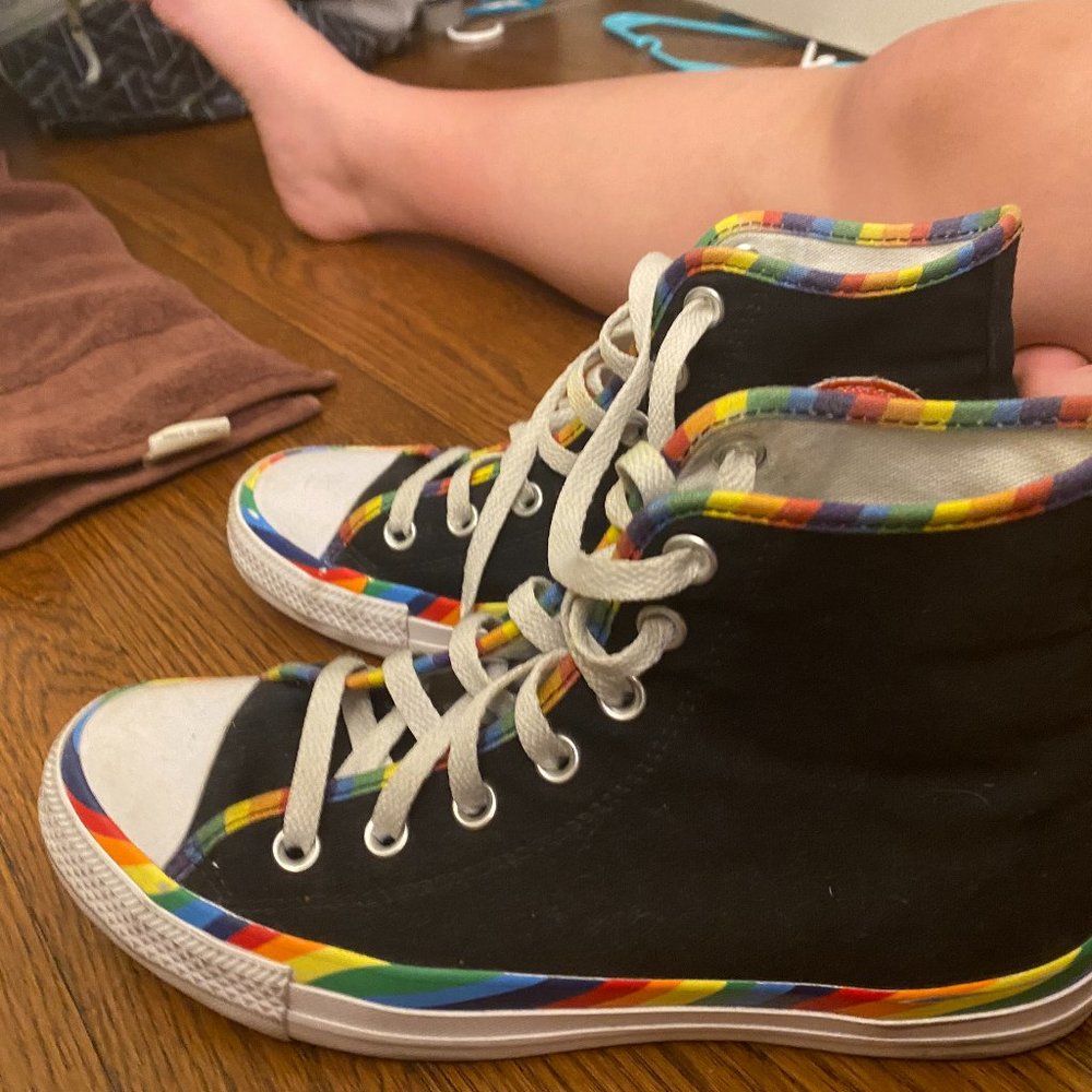 pride converse!!